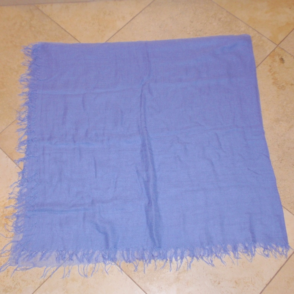 Chan Luu Cashmere and Silk Lavender Color Wrap Scarf